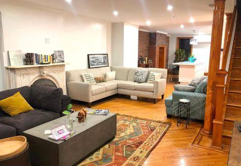 Gorgeous Clinton Hill Apartment with Backyard and Fire Pit